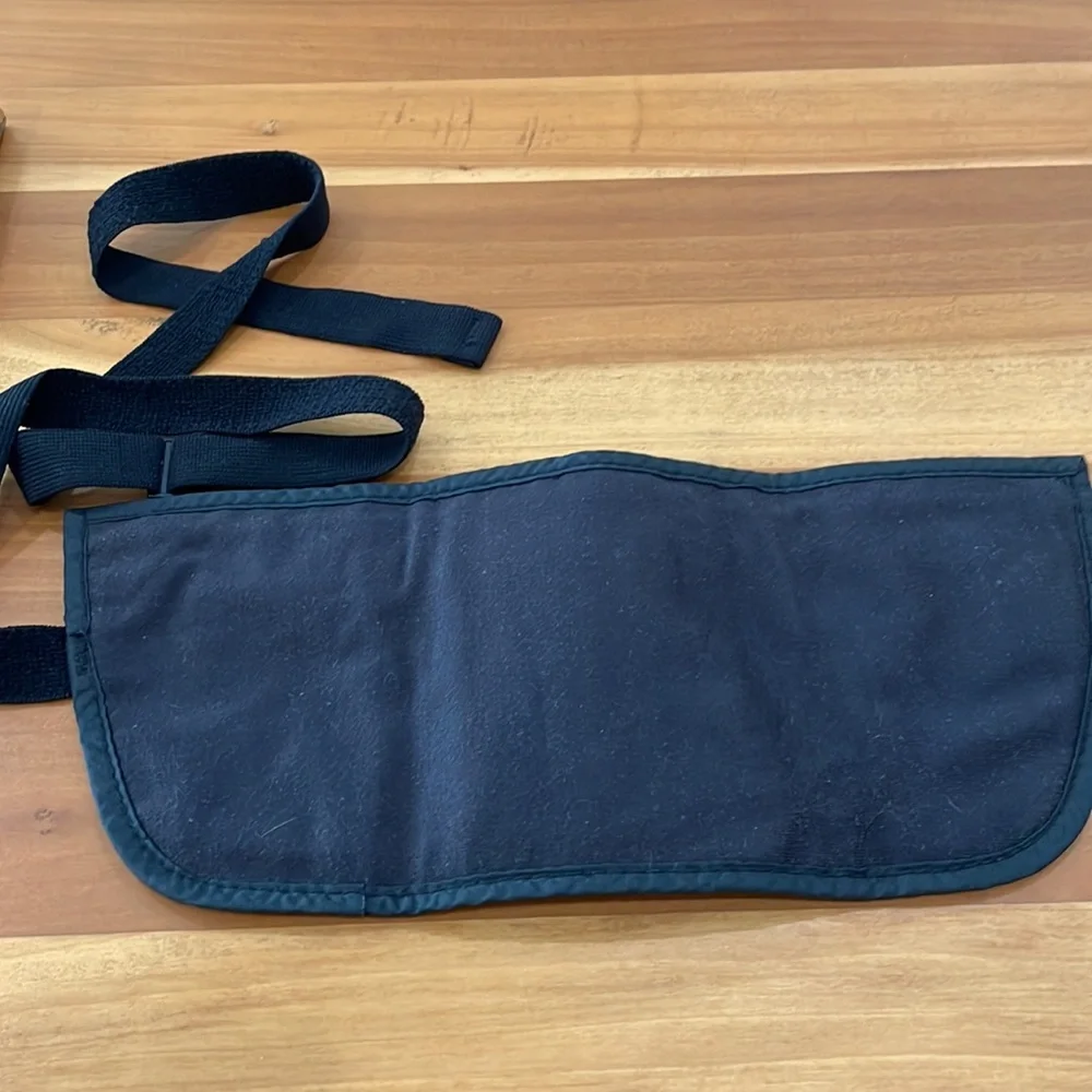 Eagle Creek Undercover Hidden Pocket - Travel Money Belt for Men and Women